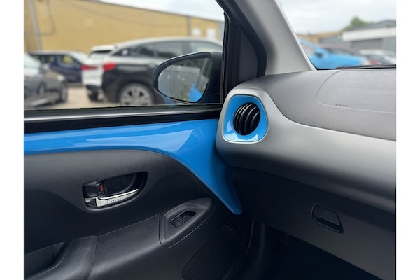 Used Toyota AYGO 2018 for sale - 75336438: Photo 36