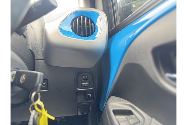 Used Toyota AYGO 2018 for sale - 75336438: Photo 38