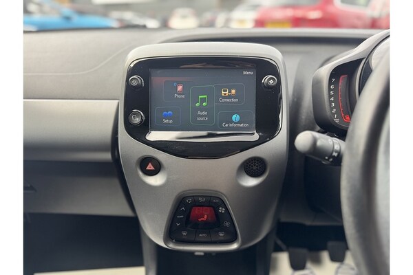 Used Toyota AYGO 2018 for sale - 75336438: Photo 42