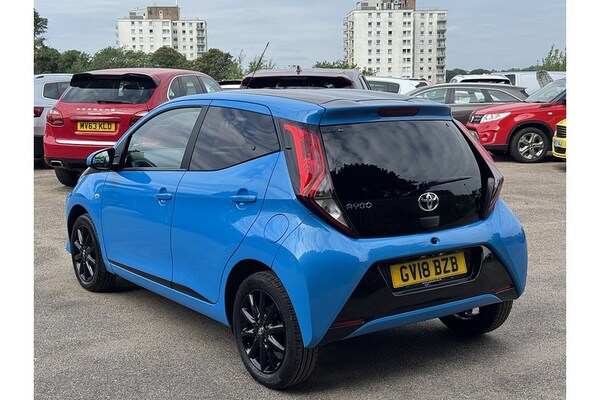 Used Toyota AYGO 2018 for sale - 75336438: Photo 9
