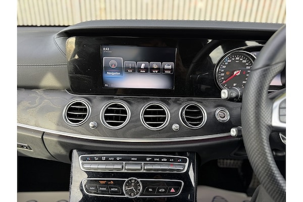 Used Mercedes-Benz E Class 2017 for sale - 75620129: Photo 37