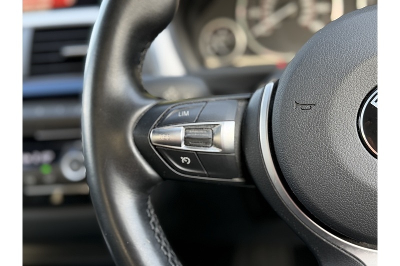 Used BMW 3 Series 2015 for sale - 77508106: Photo 40