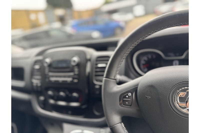 Used Vauxhall Vivaro 2017 for sale - 77437818: Photo 18