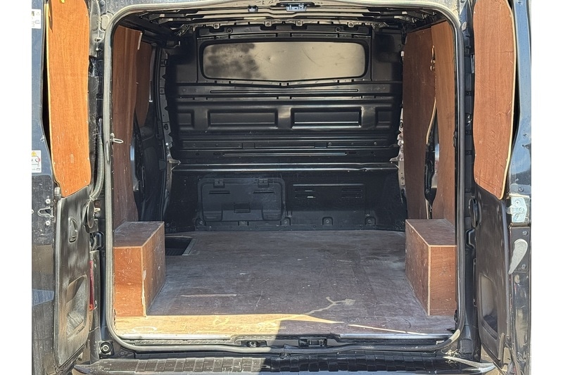 Used Vauxhall Vivaro 2017 for sale - 77437818: Photo 36