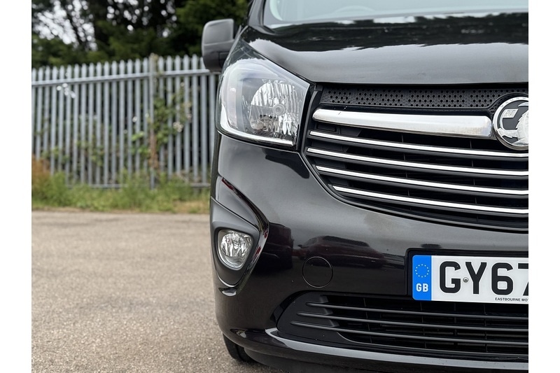 Used Vauxhall Vivaro 2017 for sale - 77437818: Photo 9