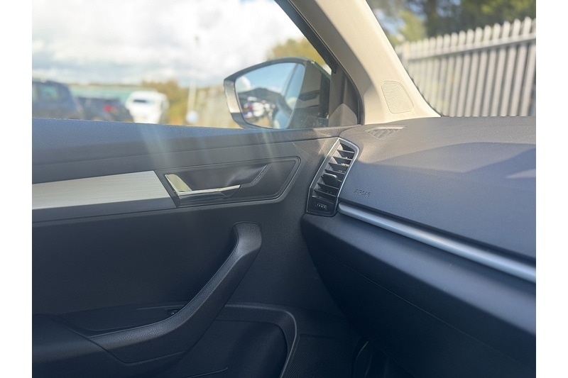 Used Skoda Karoq 2018 for sale - 76437060: Photo 32