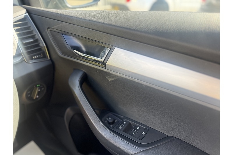 Used Skoda Karoq 2018 for sale - 76437060: Photo 33