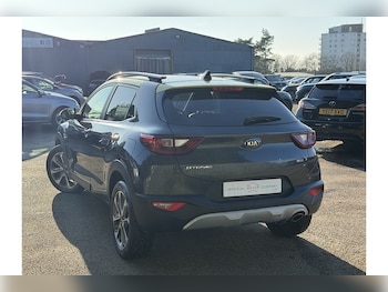 Used Kia Stonic 2019 for sale - 77543621: Photo