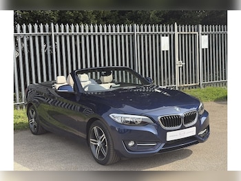 Used BMW 2 Series 2017 for sale - 77502665: Photo