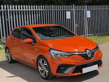 Used Renault Clio 2020 for sale - 78710772: Photo