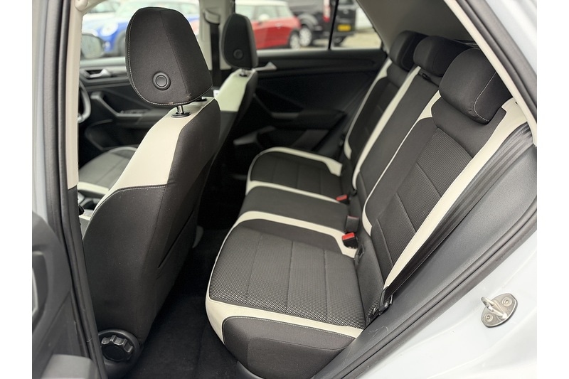 Used Volkswagen T-Roc 2018 for sale - 77356817: Photo 11