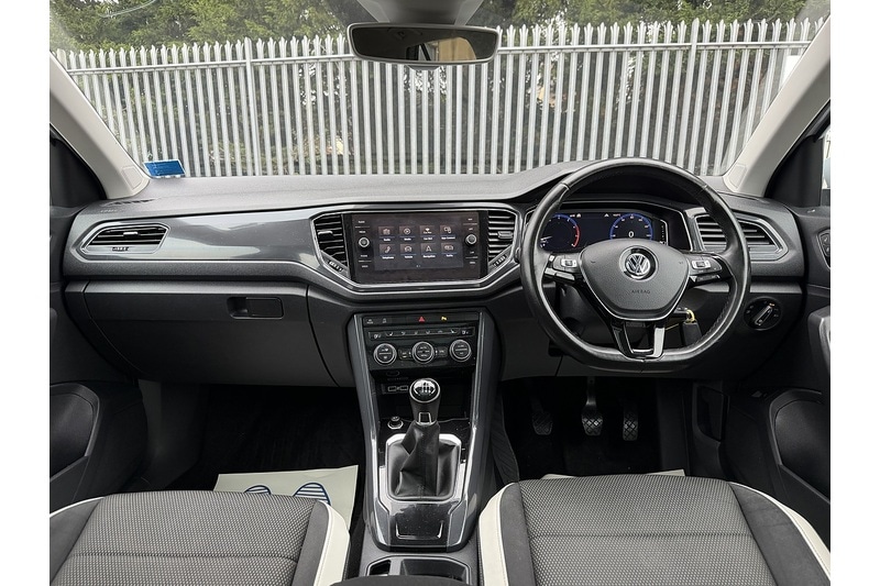 Used Volkswagen T-Roc 2018 for sale - 77356817: Photo 14