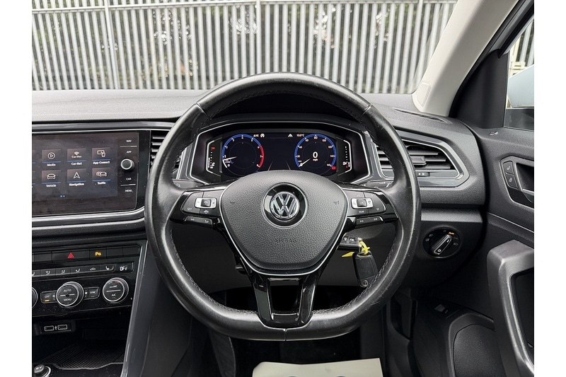 Used Volkswagen T-Roc 2018 for sale - 77356817: Photo 18