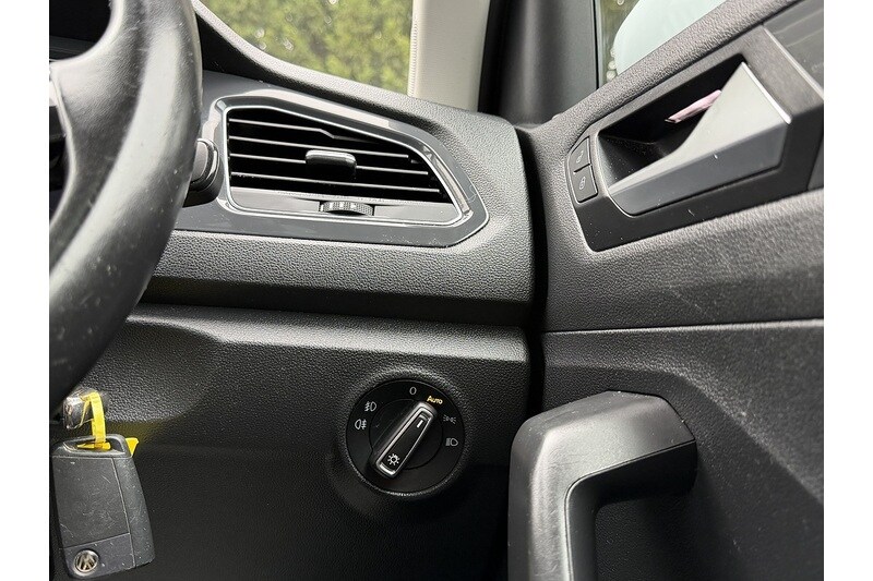 Used Volkswagen T-Roc 2018 for sale - 77356817: Photo 28