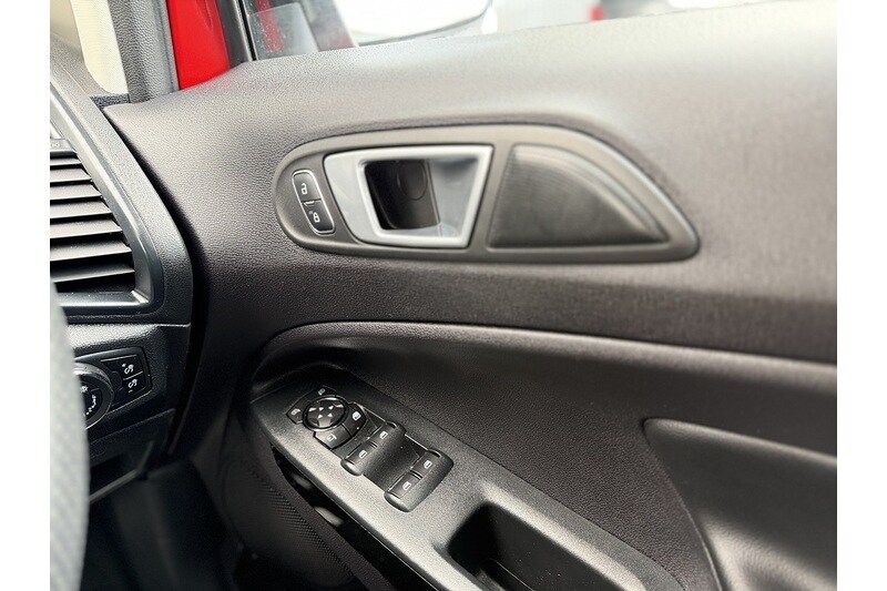 Used Ford Ecosport 2018 for sale - 77180694: Photo 38