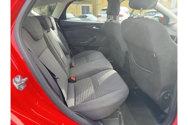 Used Ford Focus 2015 for sale - 76280495: Photo 20