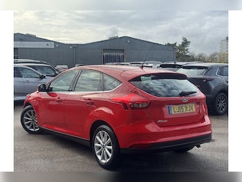 Used Ford Focus 2015 for sale - 76280495: Photo 2