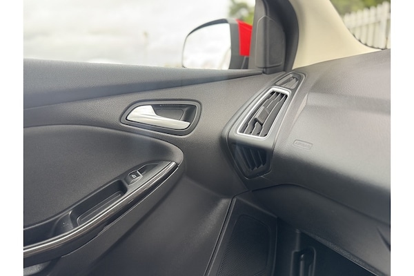 Used Ford Focus 2015 for sale - 76280495: Photo 36