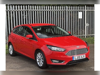 Used Ford Focus 2015 for sale - 76280495: Photo 4