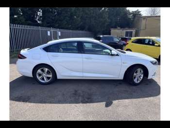 Used Vauxhall Insignia 2019 for sale - 71442739: Photo