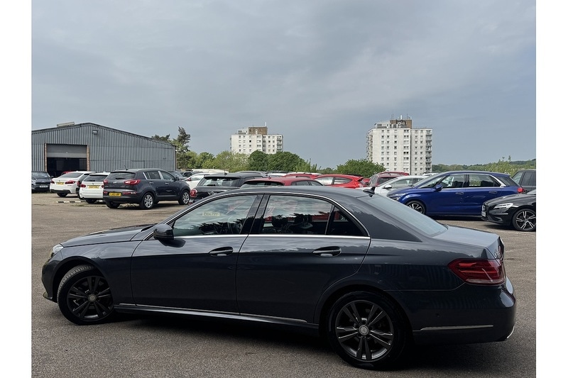 Used Mercedes-Benz E Class 2015 for sale - 76848512: Photo 2