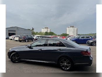 Used Mercedes-Benz E Class 2015 for sale - 76848512: Photo