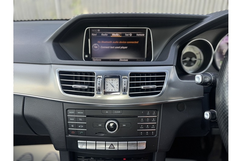 Used Mercedes-Benz E Class 2015 for sale - 76848512: Photo 35