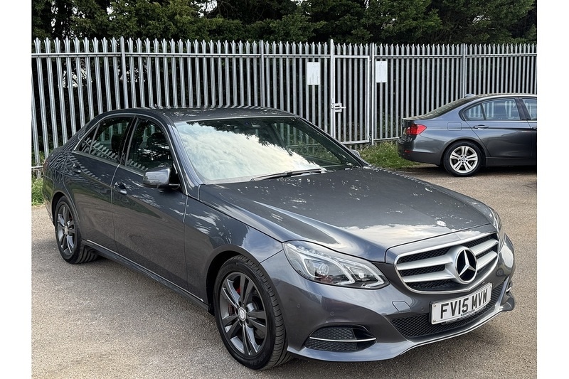 Used Mercedes-Benz E Class 2015 for sale - 76848512: Photo 4