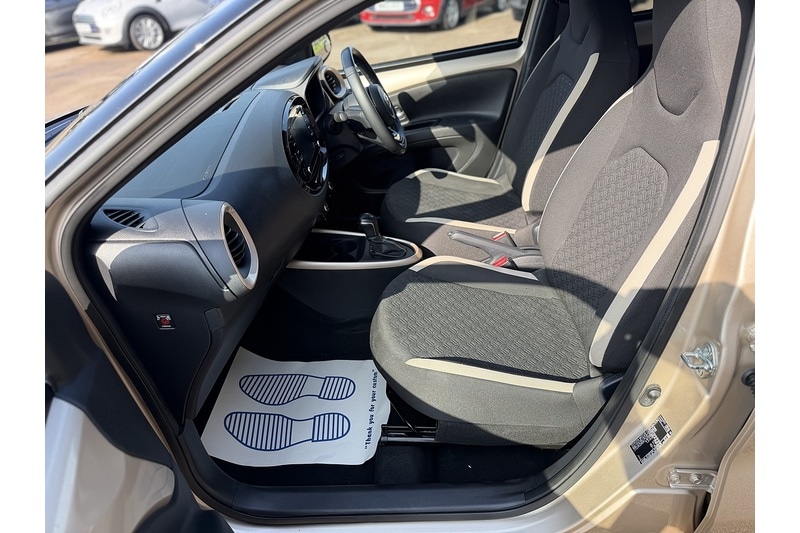 Used Toyota Aygo X 2022 for sale - 77668019: Photo 25