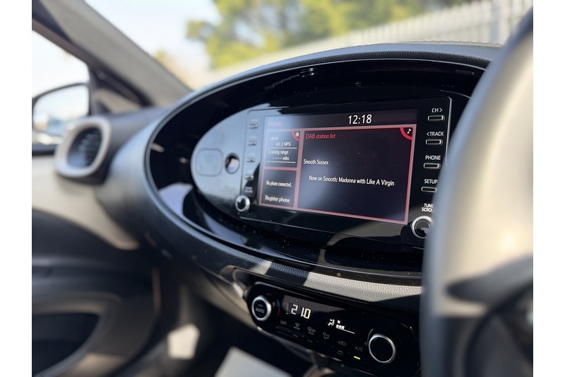 Used Toyota Aygo X 2022 for sale - 77668019: Photo 40