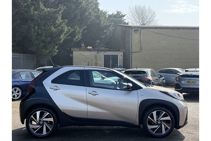 Used Toyota Aygo X 2022 for sale - 77668019: Photo 6