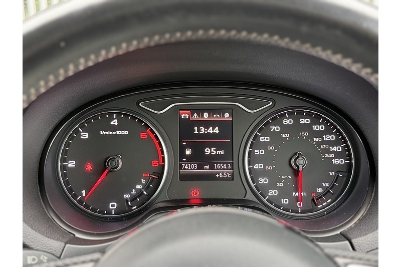 Used Audi A3 Cabriolet 2015 for sale - 76707349: Photo 30