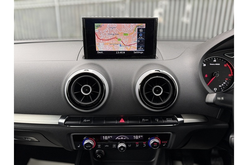 Used Audi A3 Cabriolet 2015 for sale - 76707349: Photo 39