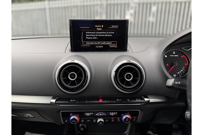 Used Audi A3 Cabriolet 2015 for sale - 76707349: Photo 40