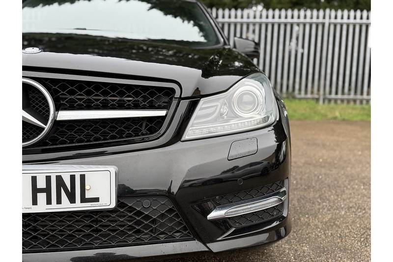 Used Mercedes-Benz C Class 2014 for sale - 77379202: Photo 14