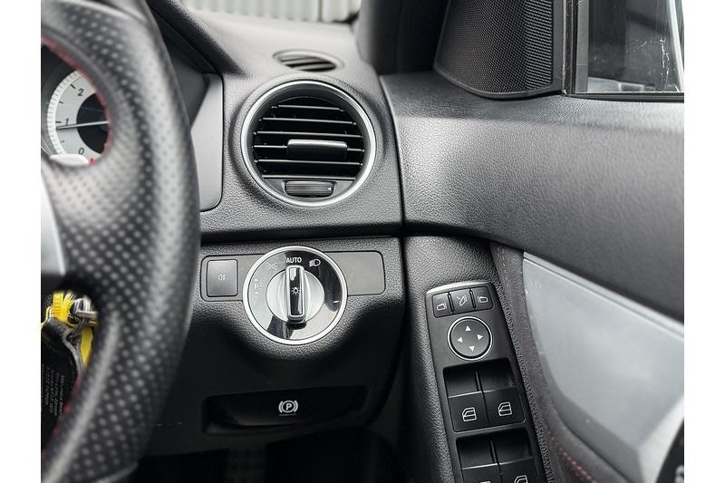 Used Mercedes-Benz C Class 2014 for sale - 77379202: Photo 35