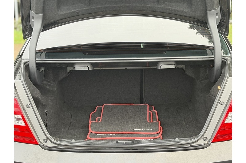 Used Mercedes-Benz C Class 2014 for sale - 77379202: Photo 45