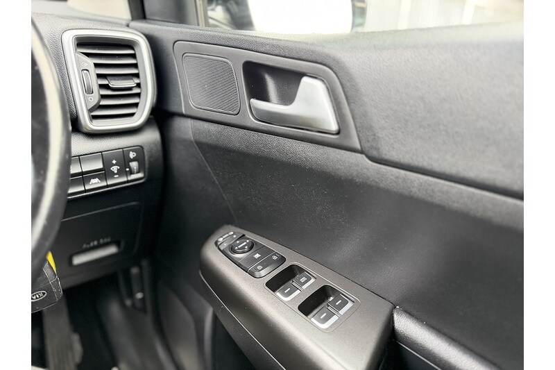 Used Kia Sportage 2018 for sale - 76808304: Photo 34