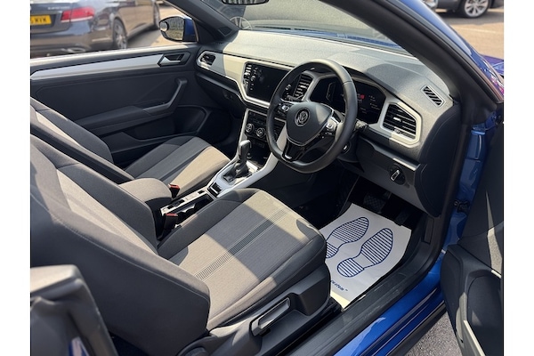 Used Volkswagen T-Roc 2020 for sale - 74233530: Photo 17