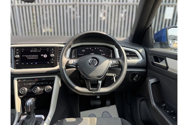 Used Volkswagen T-Roc 2020 for sale - 74233530: Photo 22
