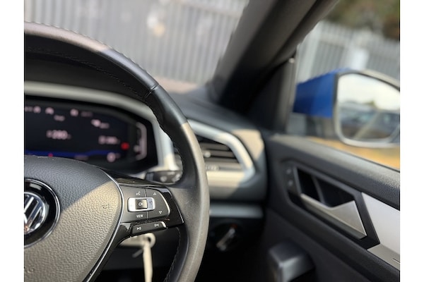 Used Volkswagen T-Roc 2020 for sale - 74233530: Photo 38