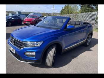 Used Volkswagen T-Roc 2020 for sale - 74233530: Photo