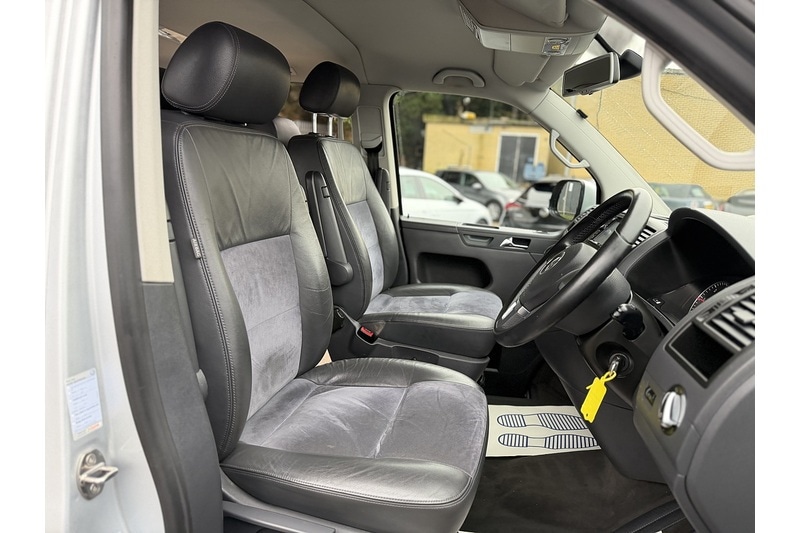 Used Volkswagen Caravelle 2011 for sale - 77264060: Photo 21