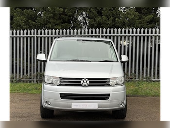 Used Volkswagen Caravelle 2011 for sale - 77264060: Photo