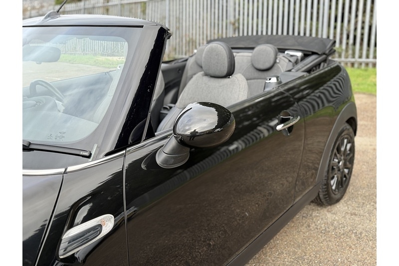 Used MINI Convertible 2018 for sale - 77264062: Photo 15