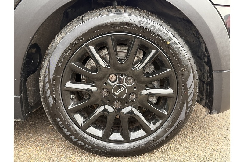 Used MINI Convertible 2018 for sale - 77264062: Photo 16