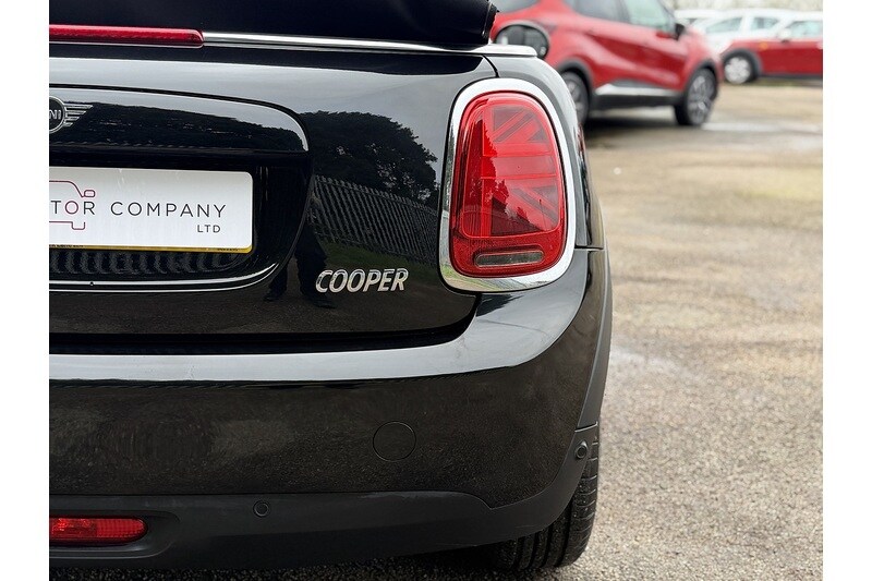 Used MINI Convertible 2018 for sale - 77264062: Photo 21