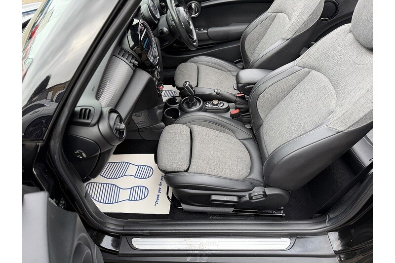 Used MINI Convertible 2018 for sale - 77264062: Photo 27