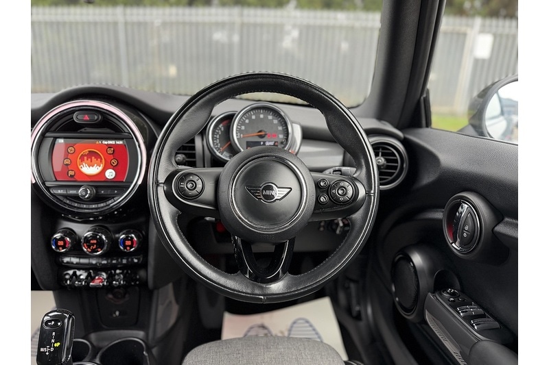 Used MINI Convertible 2018 for sale - 77264062: Photo 29