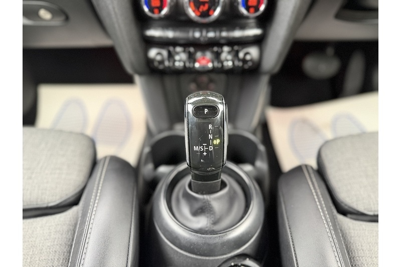 Used MINI Convertible 2018 for sale - 77264062: Photo 33